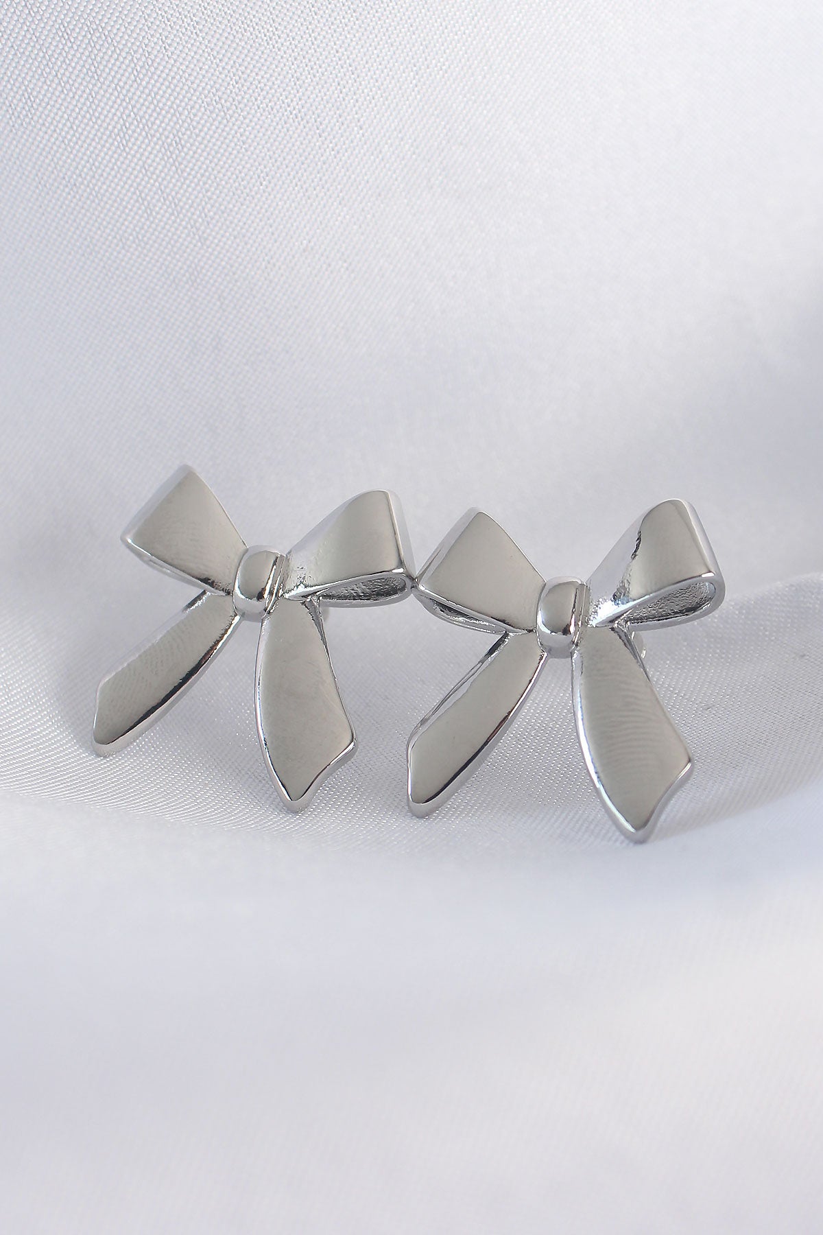 Brass Silver Color Flat Plate Bow Earring