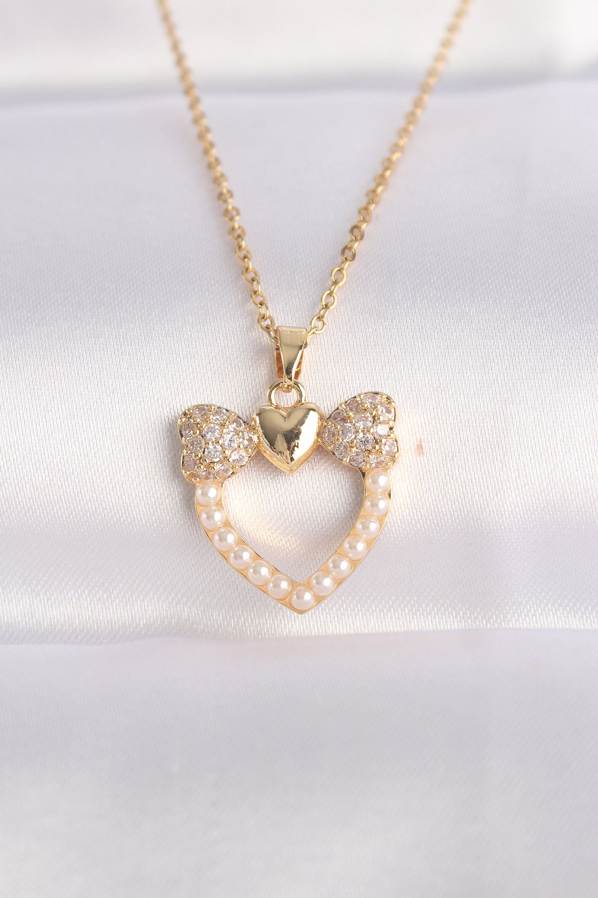 316L Steel Chain Gold Color Pearl Stone Detail Zircon Stone Heart Necklace