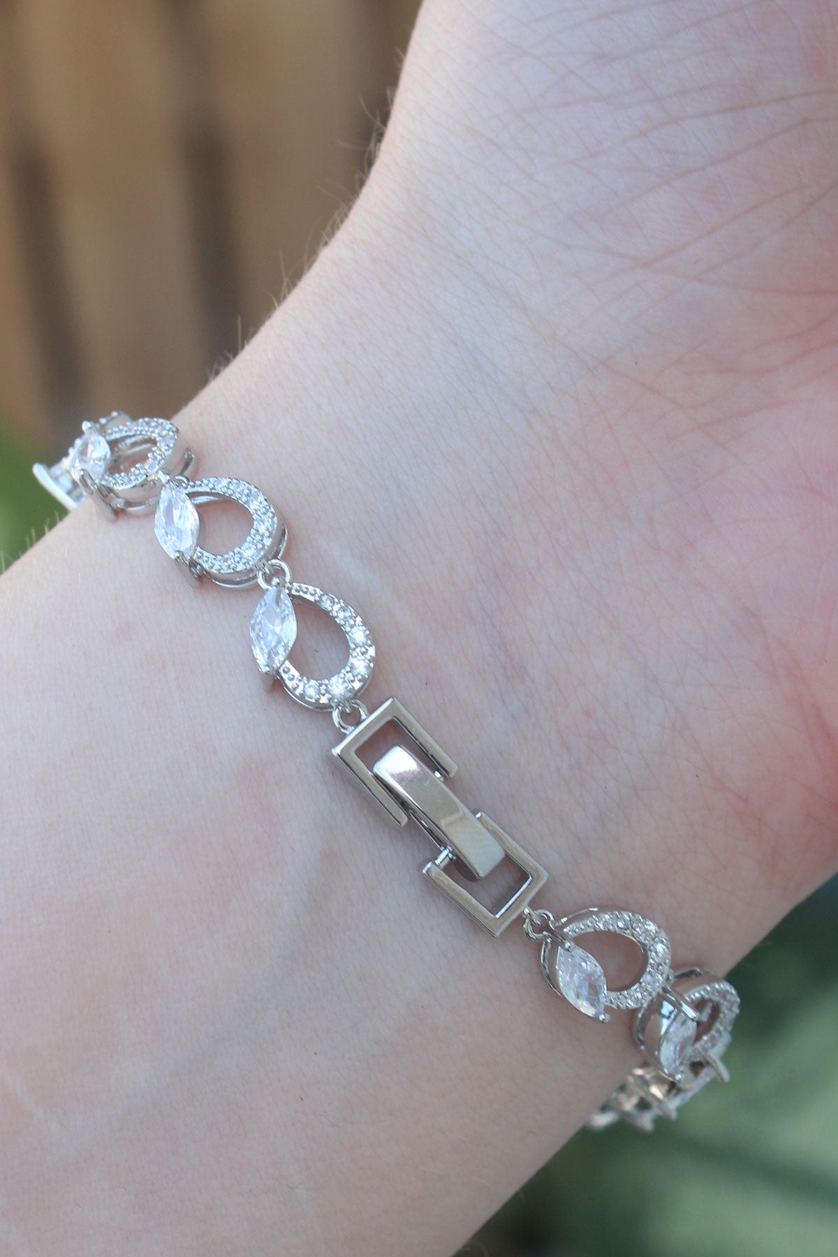 Vip Series Brass Zircon Stone Silver Color Barley Model Bracelet