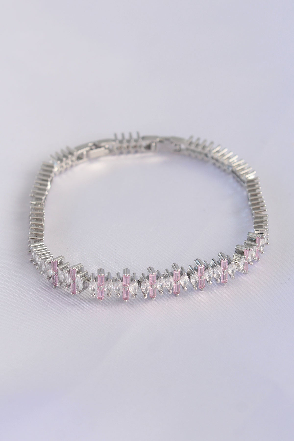 Vip Series Brass Pink Zircon Stone Silver Color Baguette Model Bracelet