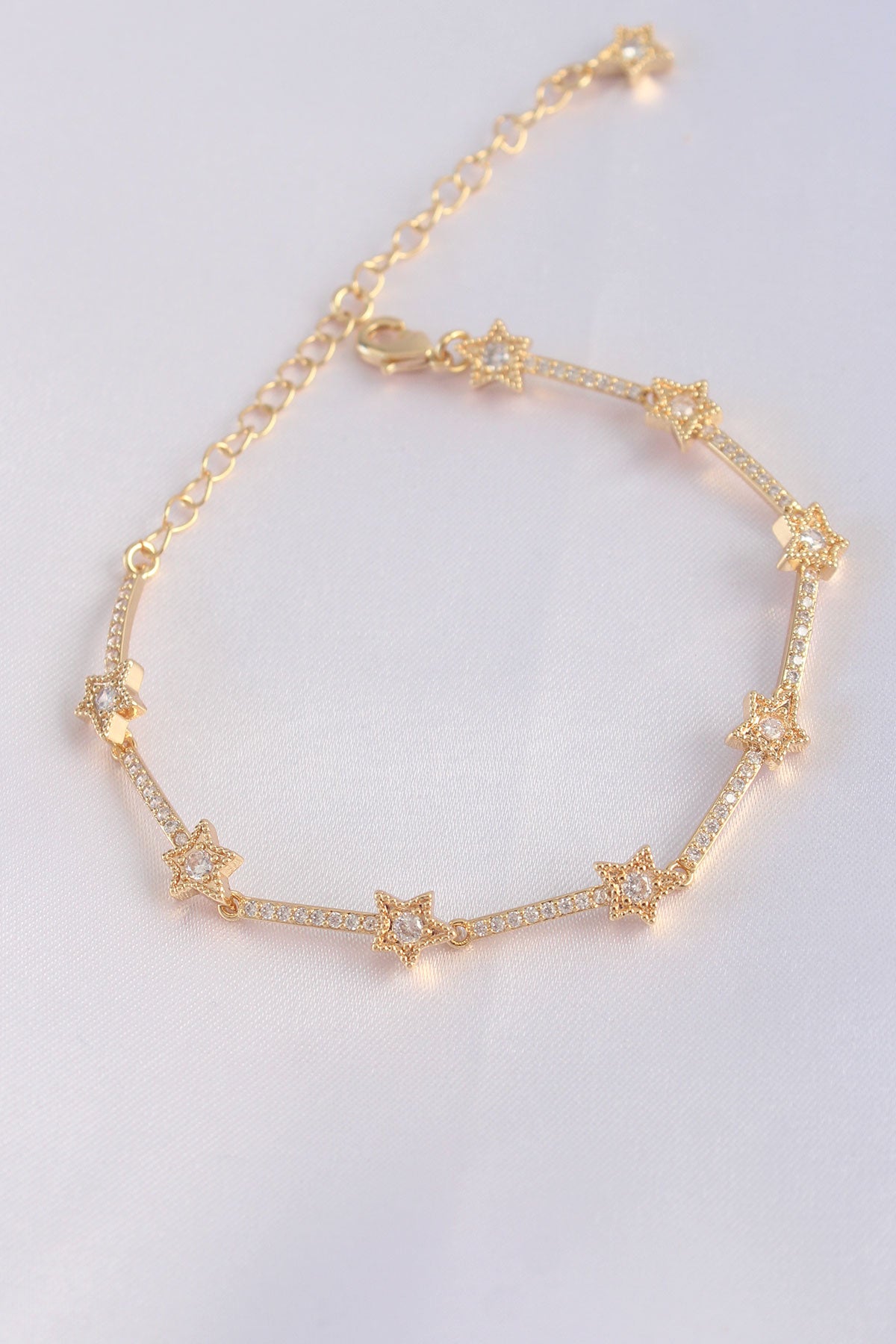 VIP Series Brass Zircon Stone Gold Color Halley Model Bracelet