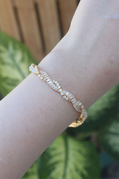 VIP Series Brass Zircon Stone Gold Color Spiral Model Bracelet