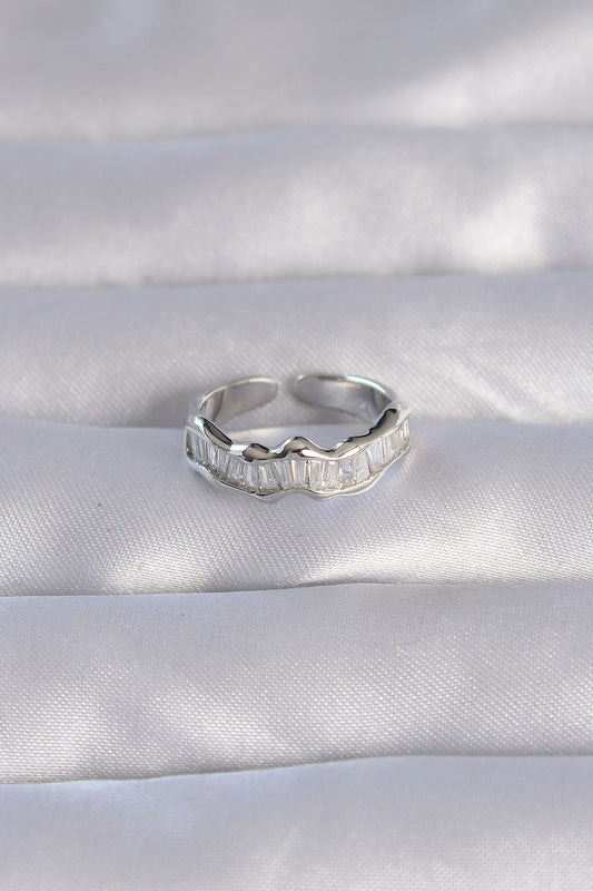 Brass Silver Color Zircon Stone Wavy Waterway Model Adjustable Ring