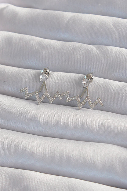 Pirinç Gümüş Renk Zirkon Taşlı Zikzak Küpe