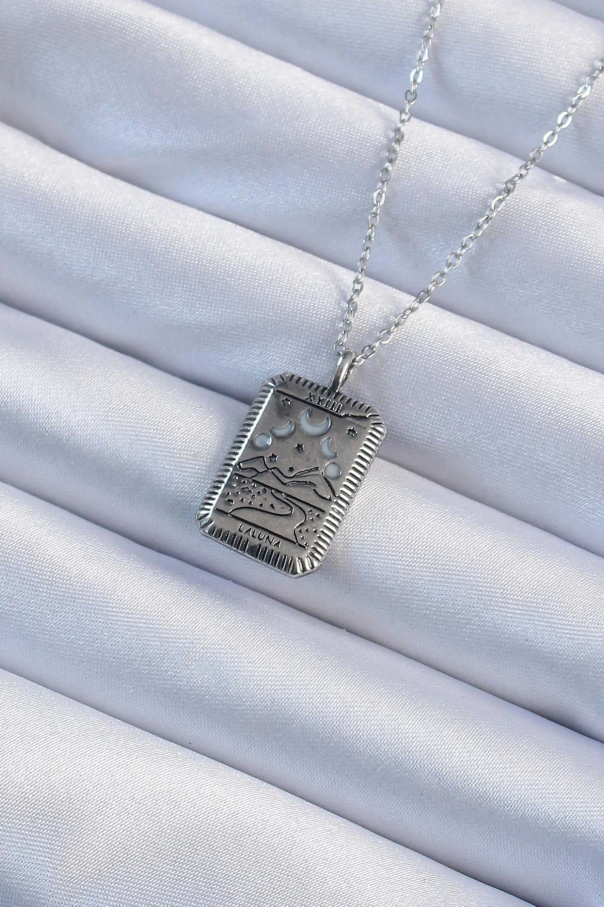 316L Steel Chain Antique Silver Color Moon Figured Tarot Necklace