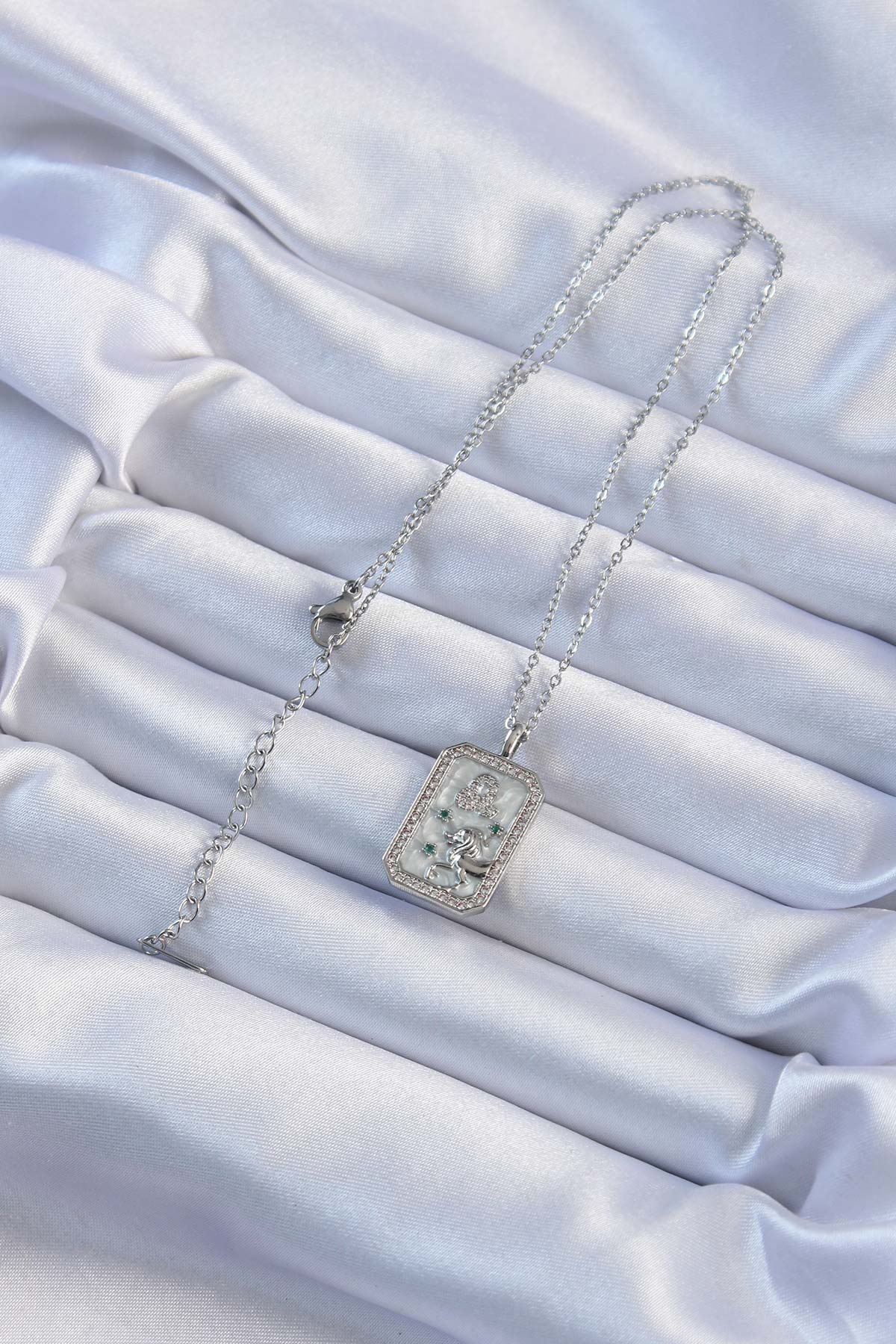 316L Steel Chain Silver Color Zircon Stone Lion Figured Tarot Necklace