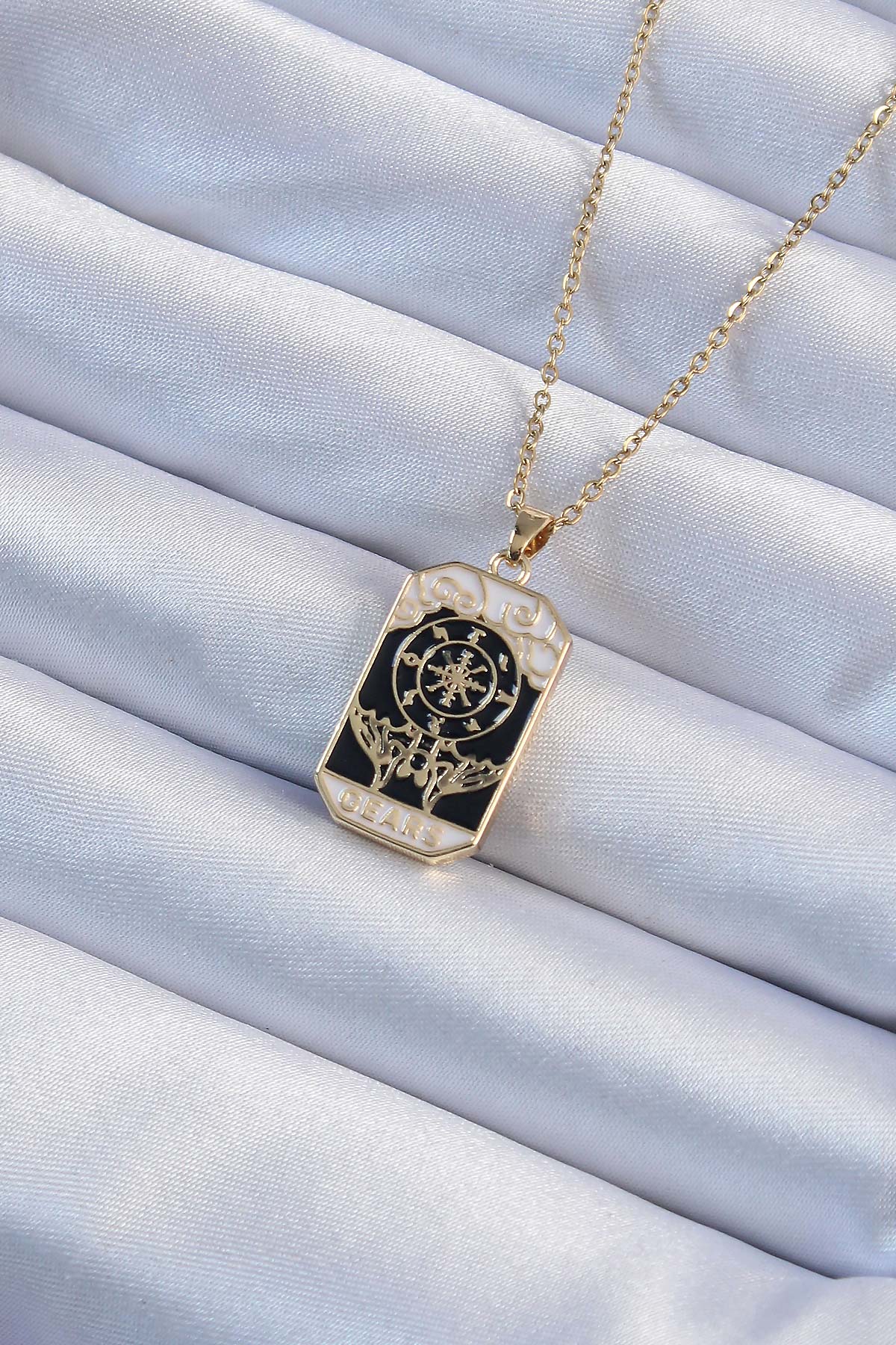 316L Steel Chain Gold Color Embroidered Black Enamel Tarot Necklace