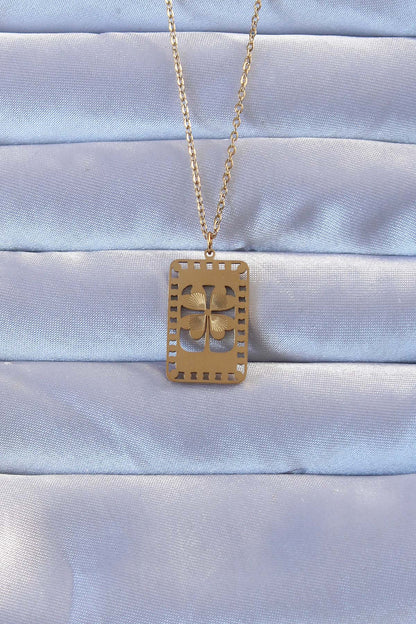 316L Gold Color Embroidered Clover Model Vintage Necklace