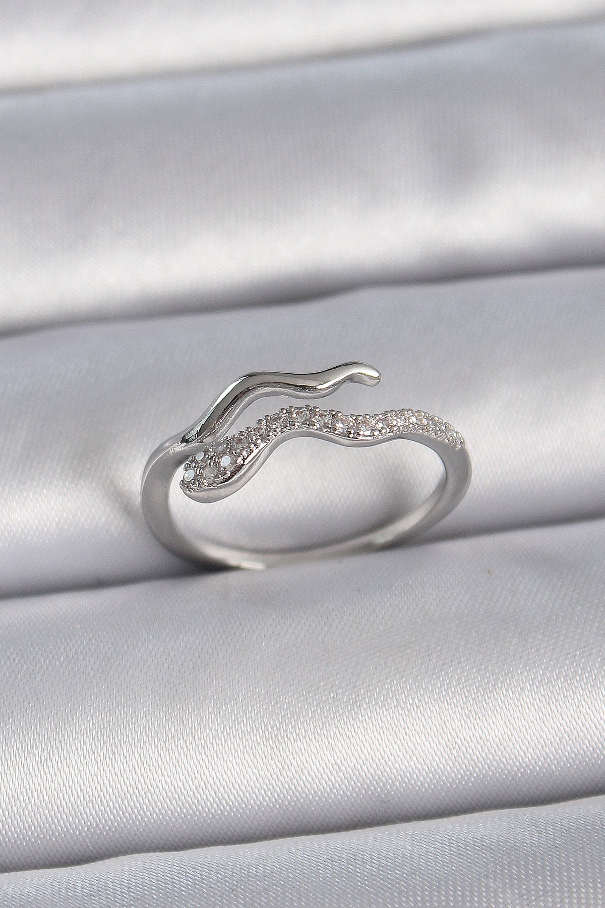 Brass Silver Color Zircon Stone Snake Adjustable Model Women's Ring