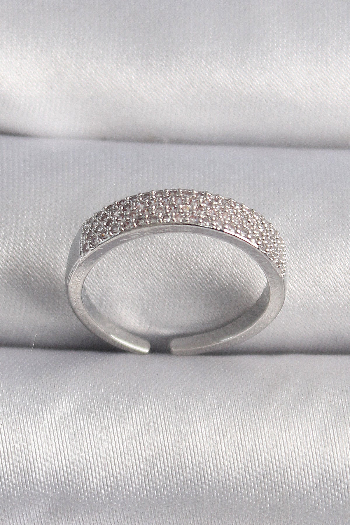 Brass Silver Color Zircon Stone VIP Series Women's Ring