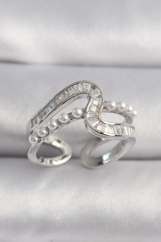 Brass Silver Color Zircon Stone Pearl Detail VIP Series Women's Ring