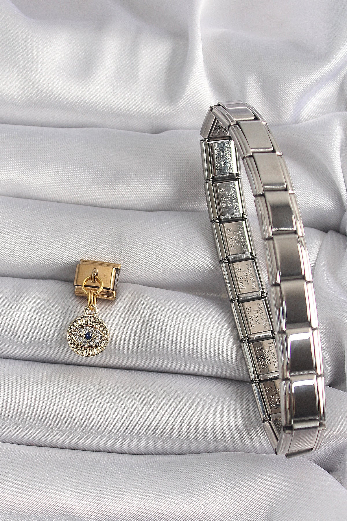 316L Çelik Gold Renk Sallantı Zirkon Taşlı Göz Model Nomination Charm