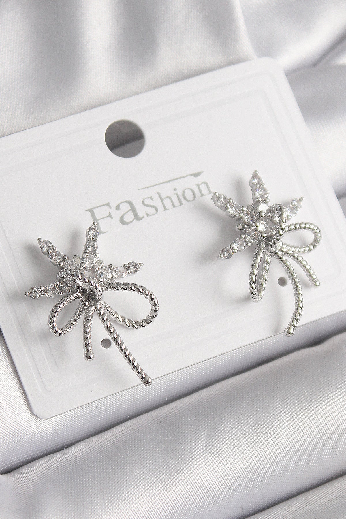 Brass Silver Color Zircon Stone Star Knot Model Women's Earrings