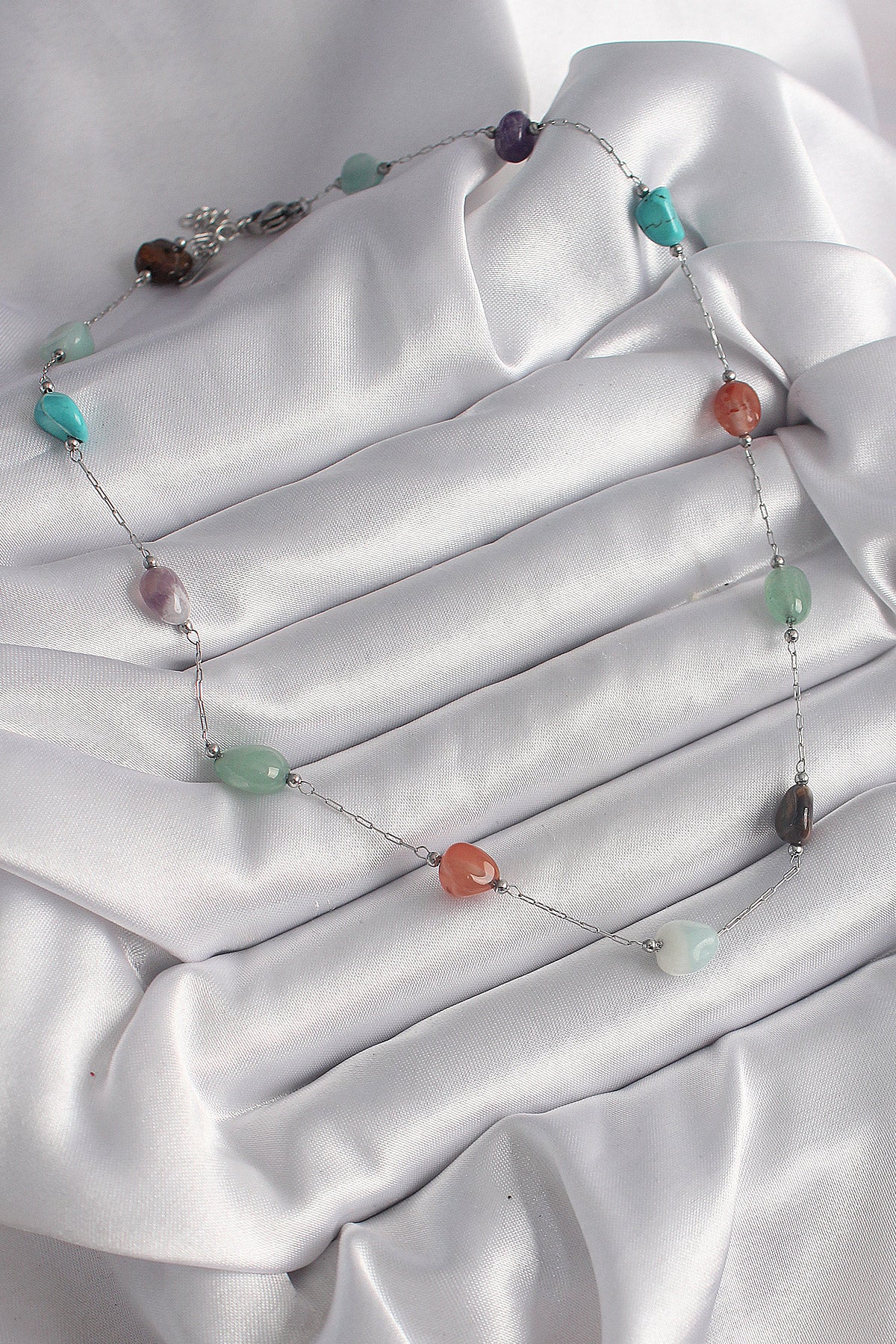 316L Çelik Gümüş Renk Zincir Renkli Doğaltaş Model Kadın Kolye