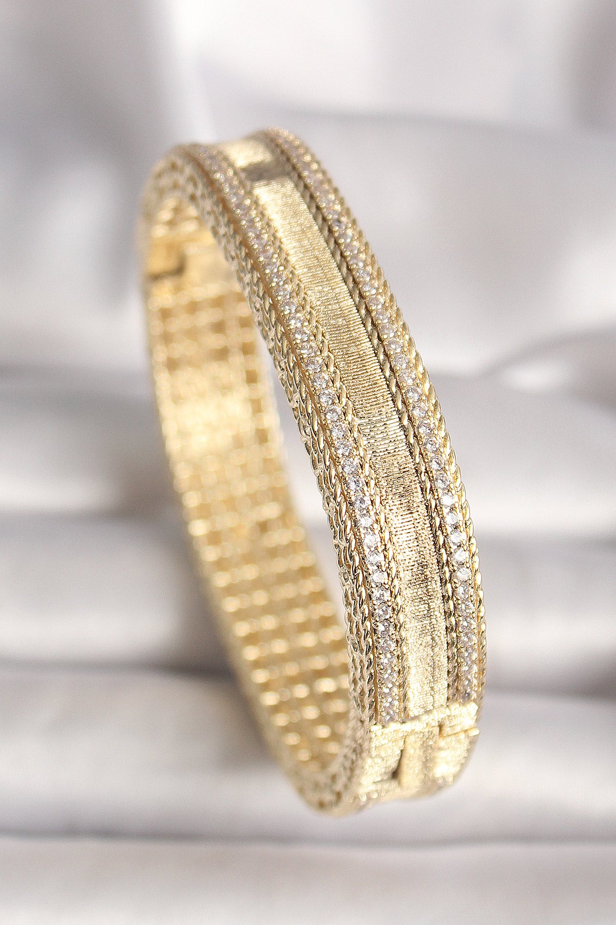 Pirinç Gold Renk Zirkon Taşlı Bileklik