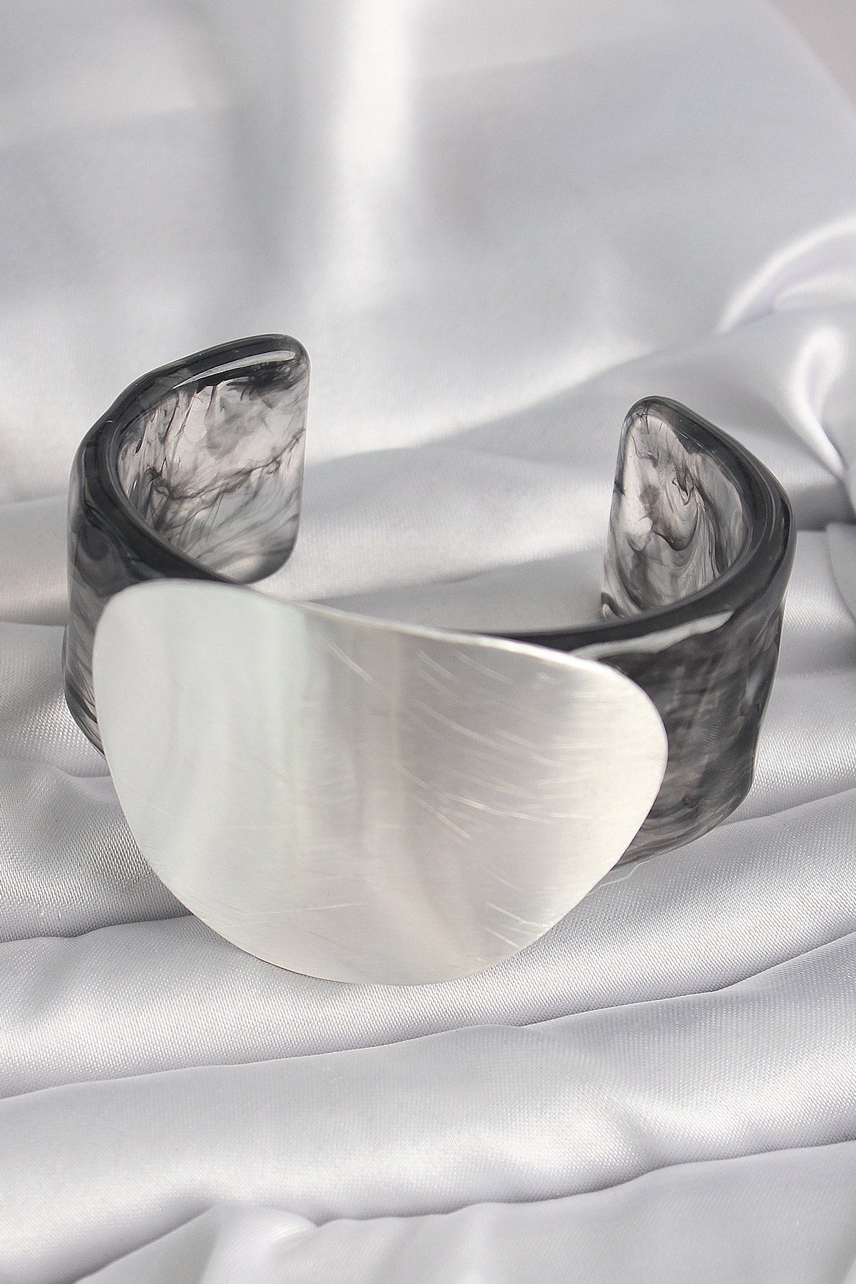 Black Marble Pattern Acrylic Plastic Silver Plate Model Vintage Women's Bracelet