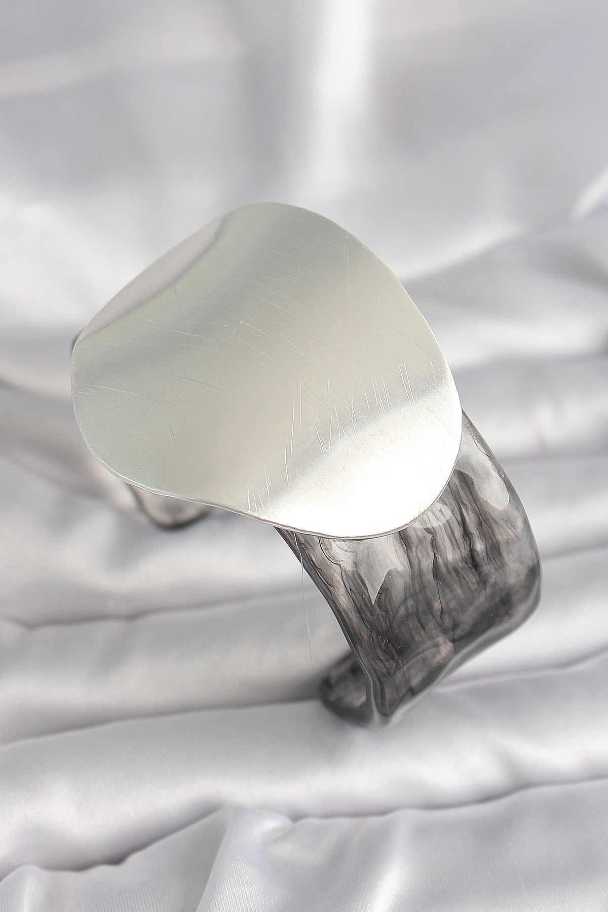 Black Marble Pattern Acrylic Plastic Silver Plate Model Vintage Women's Bracelet