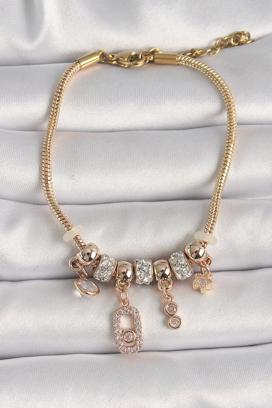 Pirinç Gold Renk Zincir Sallantı Zirkon Taşlı Messika Figür Yıldız Detay Kadın Bileklik