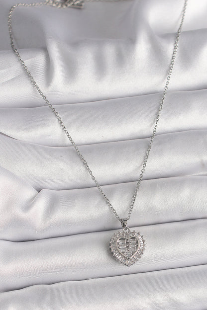 316L Çelik Gümüş Renk Zincir Zirkon Taşlı Kalp Model Kadın Kolye