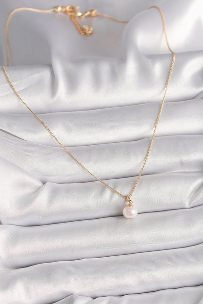 Pirinç Gold Renk İnci Model Kadın Kolye