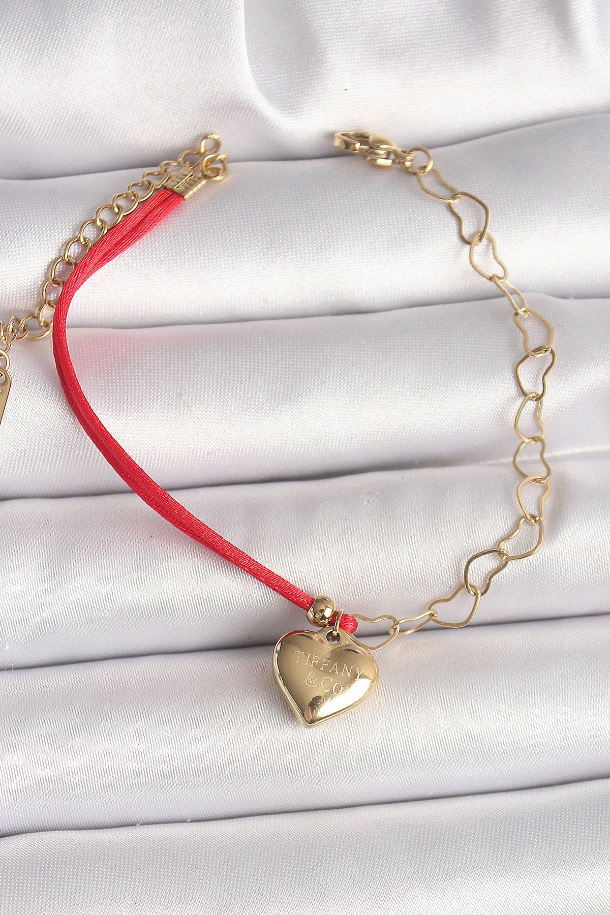 316L Steel Gold Color Chain Red Rope Model Hanging Heart Figure Embroidered Detailed Women's Bracelet
