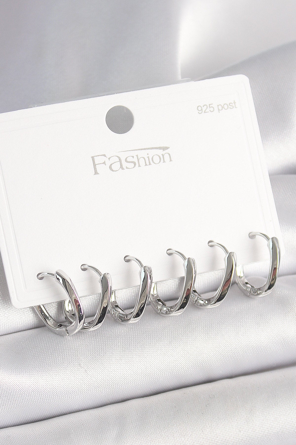 925 Ayar Gümüş Çivi Pirinç Oval Halka Model Kadın Küpe Seti