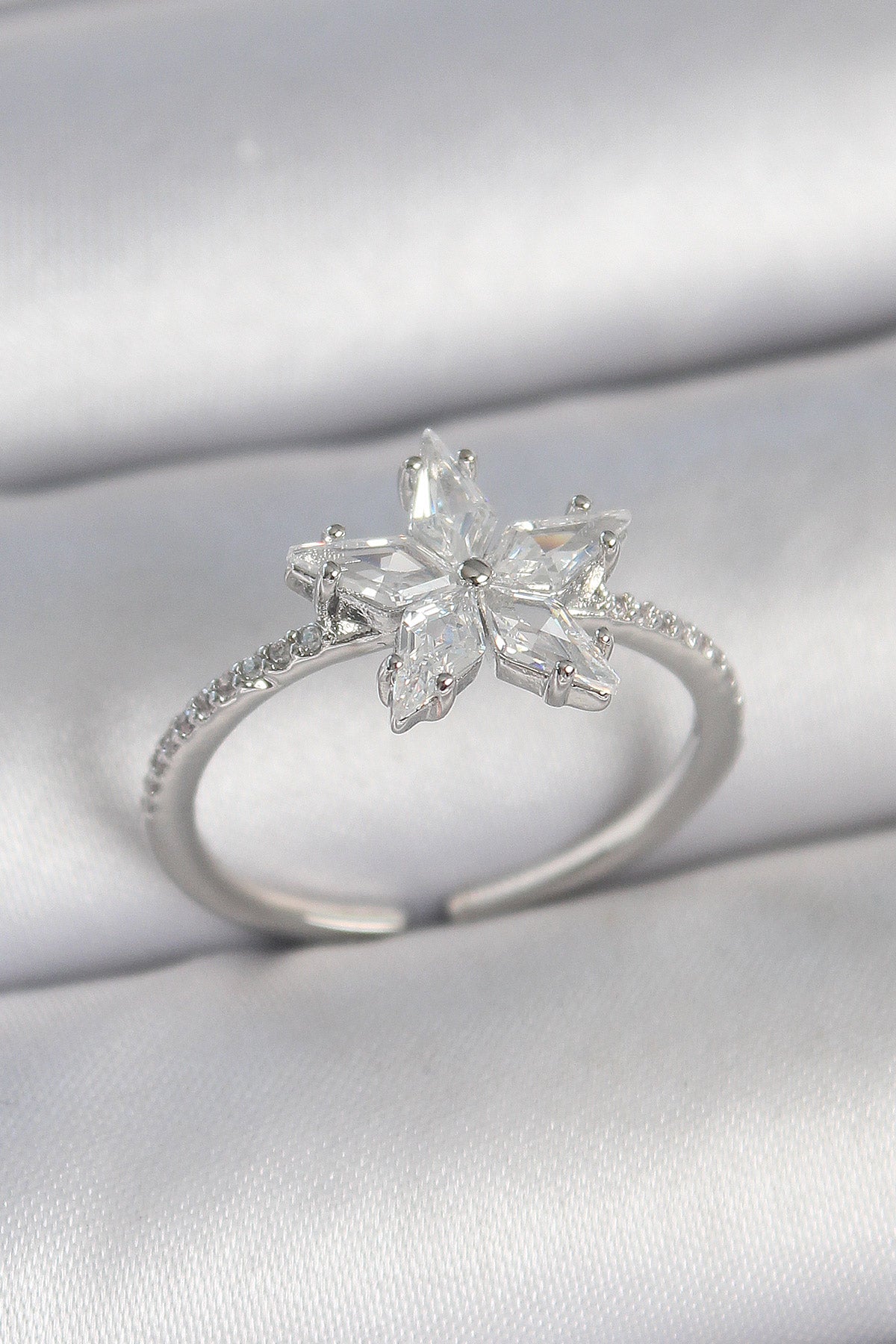 Brass Silver Color Zircon Stone Star Model Adjustable Women's Ring