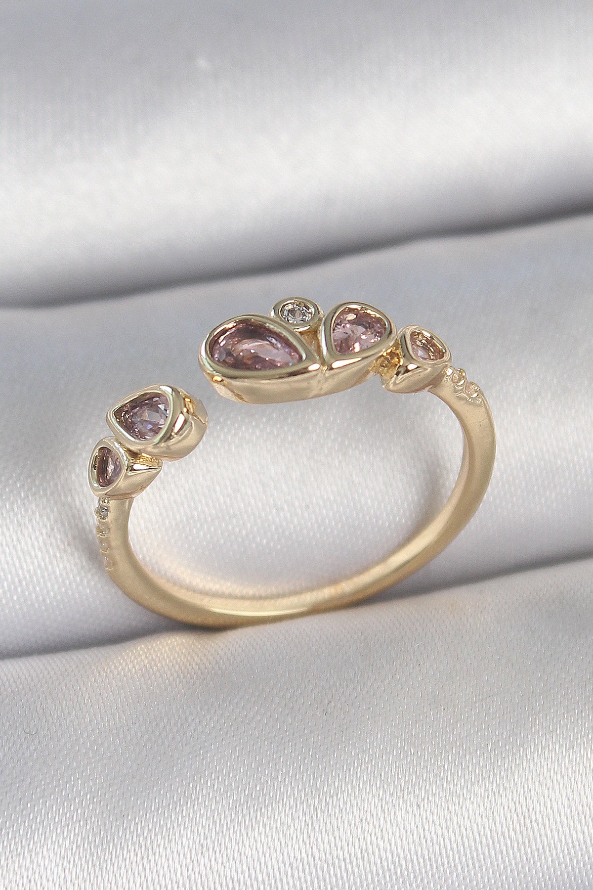 Pirinç Gold Renk Pembe Damla Zirkon Taşlı Ayarlanabilir Kadın Yüzük