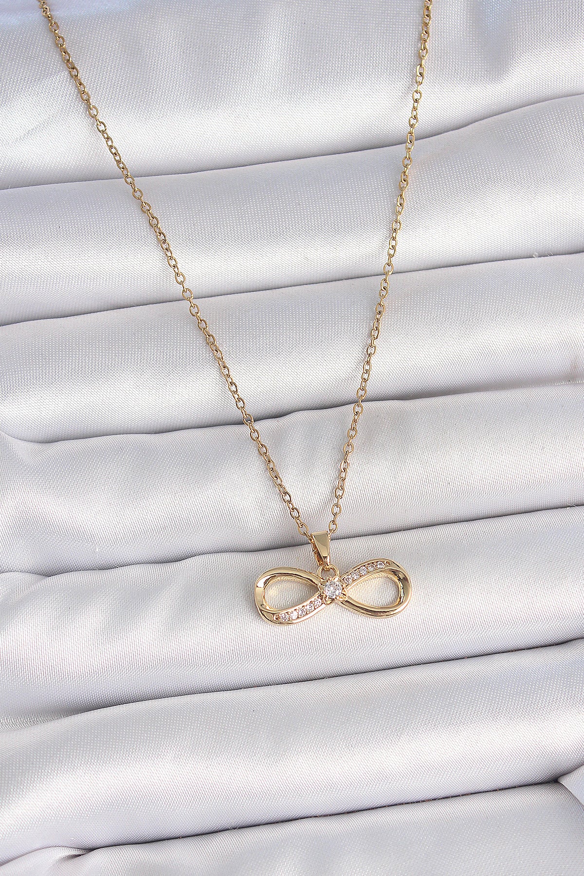 316L Çelik Gold Renk Zincir Zirkon Taşlı Sonsuzluk Model Kadın Kolye