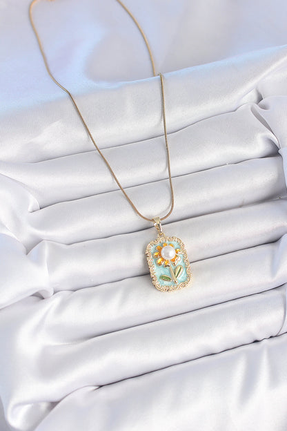 316L Steel Gold Color Chain Blue Enameled Pearl Daisy Embroidered Portrait Model Women's Necklace