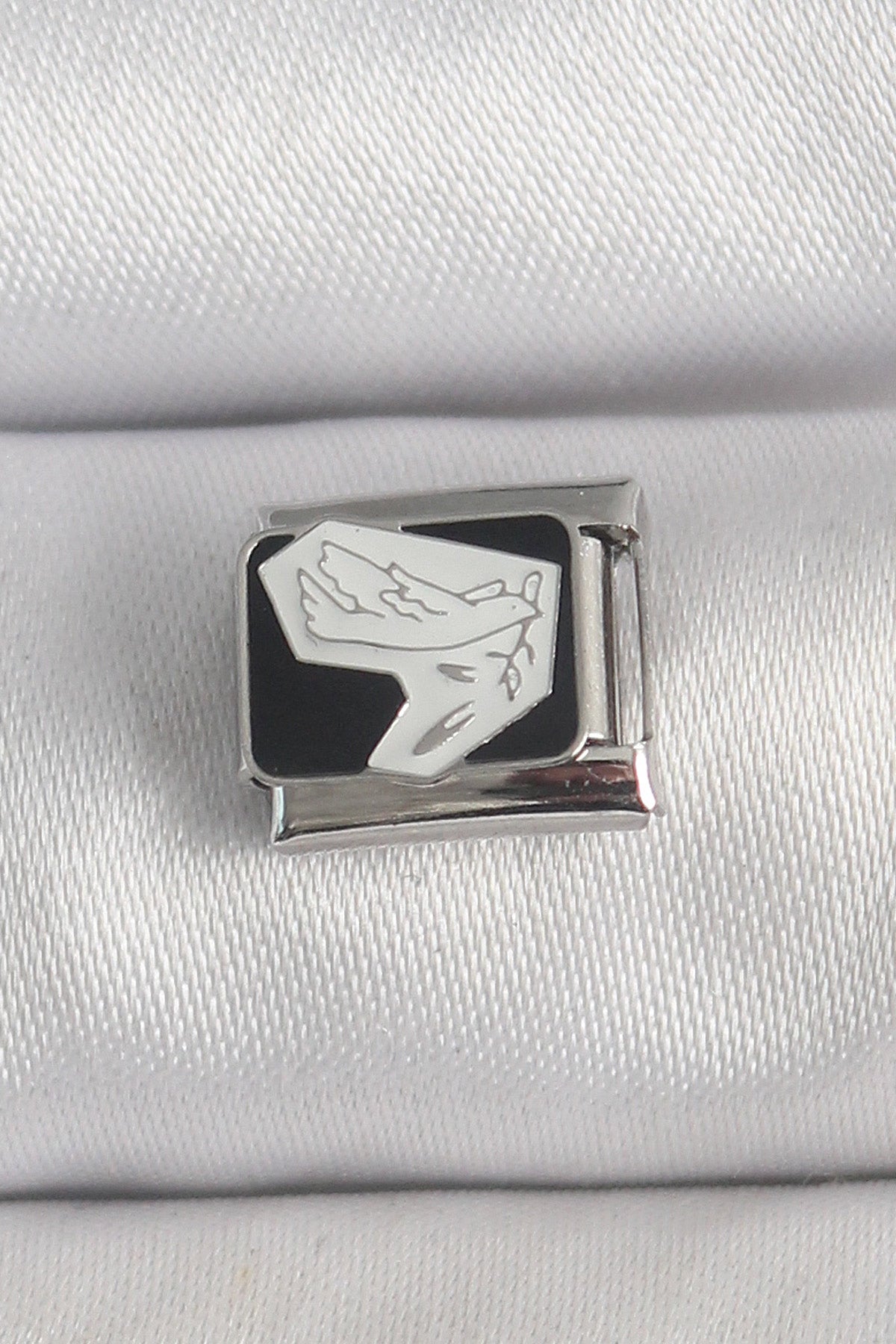 316L Çelik Gümüş Renk Siyah Beyaz Kuş İşlemeli Nomination Charm