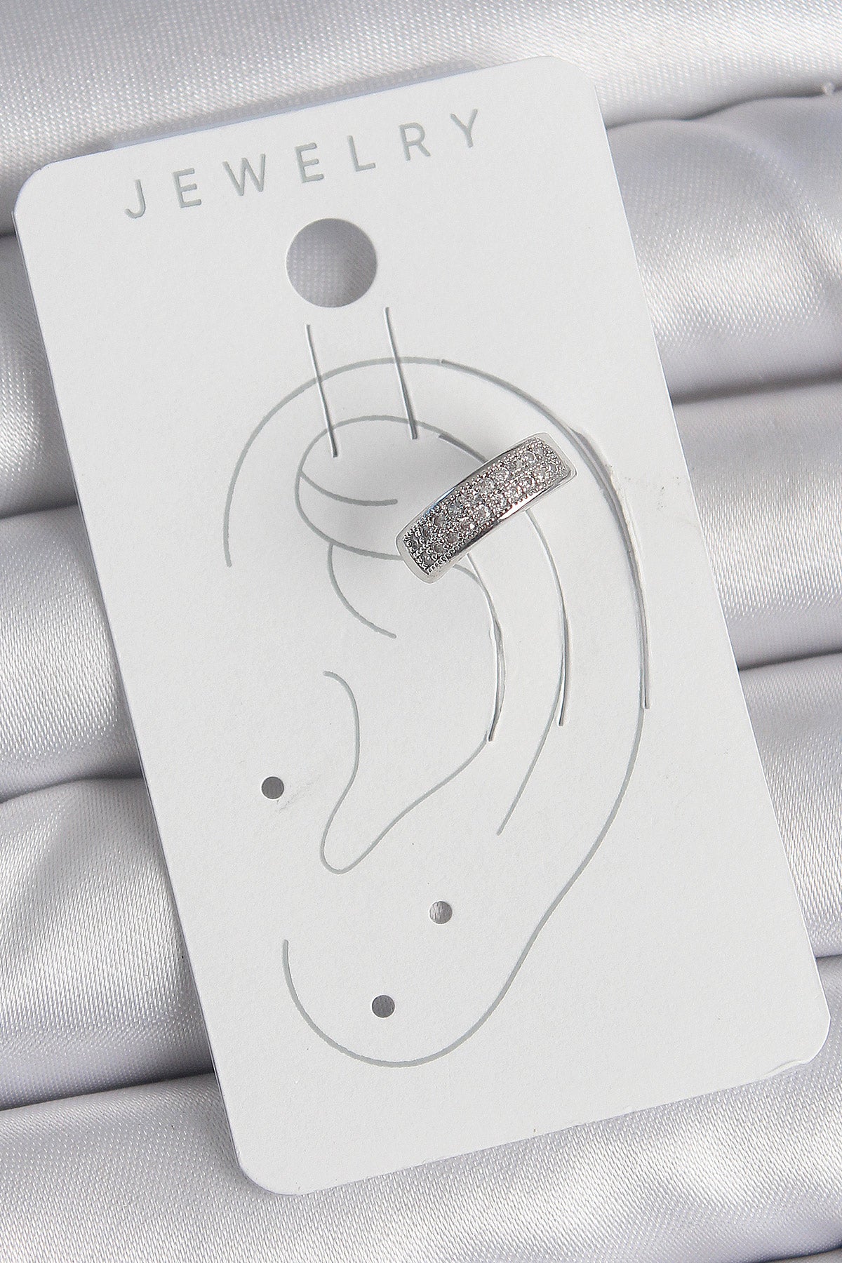 Pirinç Gümüş Renk Zirkon Taşlı Kıkırdak Model Kadın Küpe