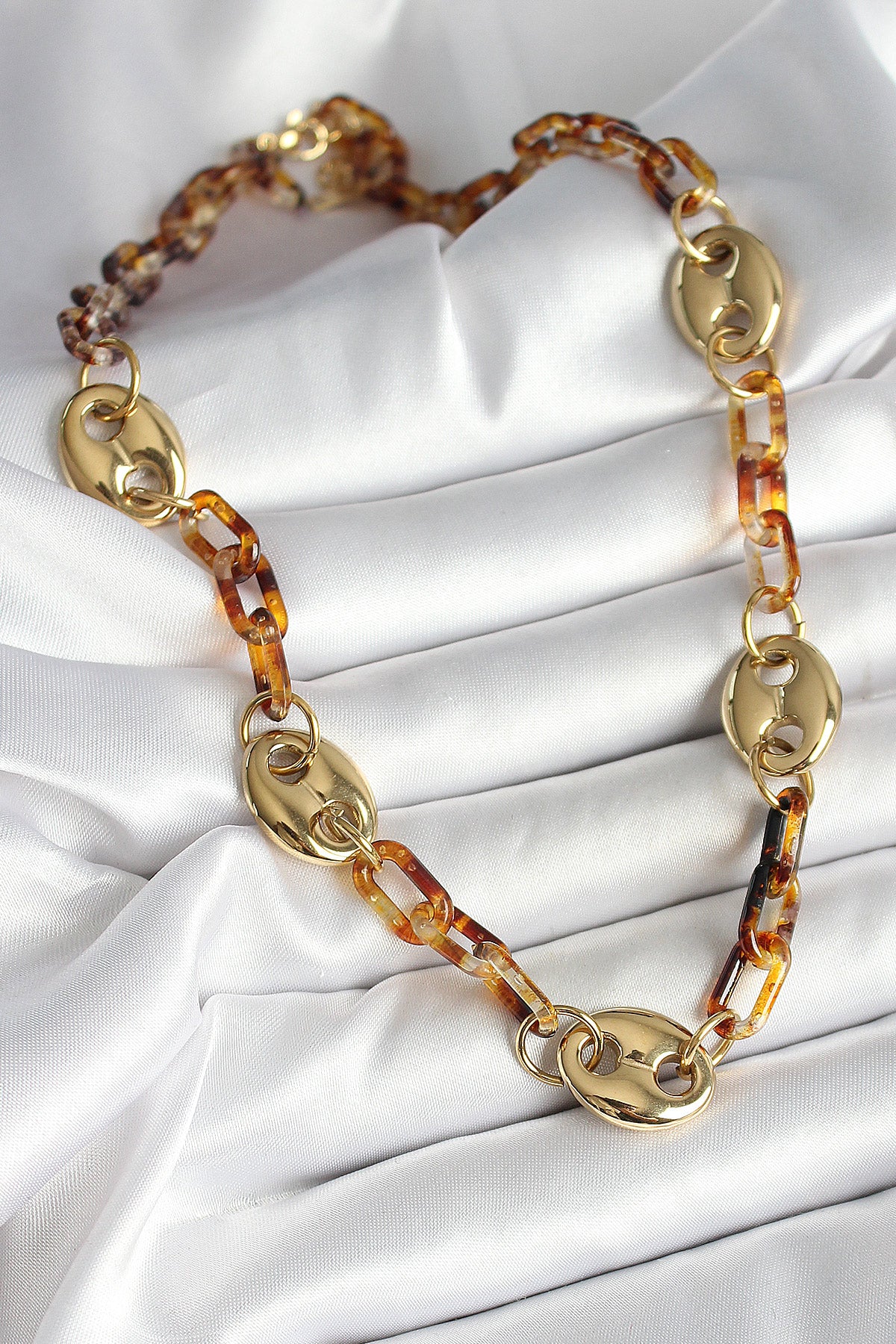 Leopar Desenli Mika Gold Renk Zincir Kadın Kolye