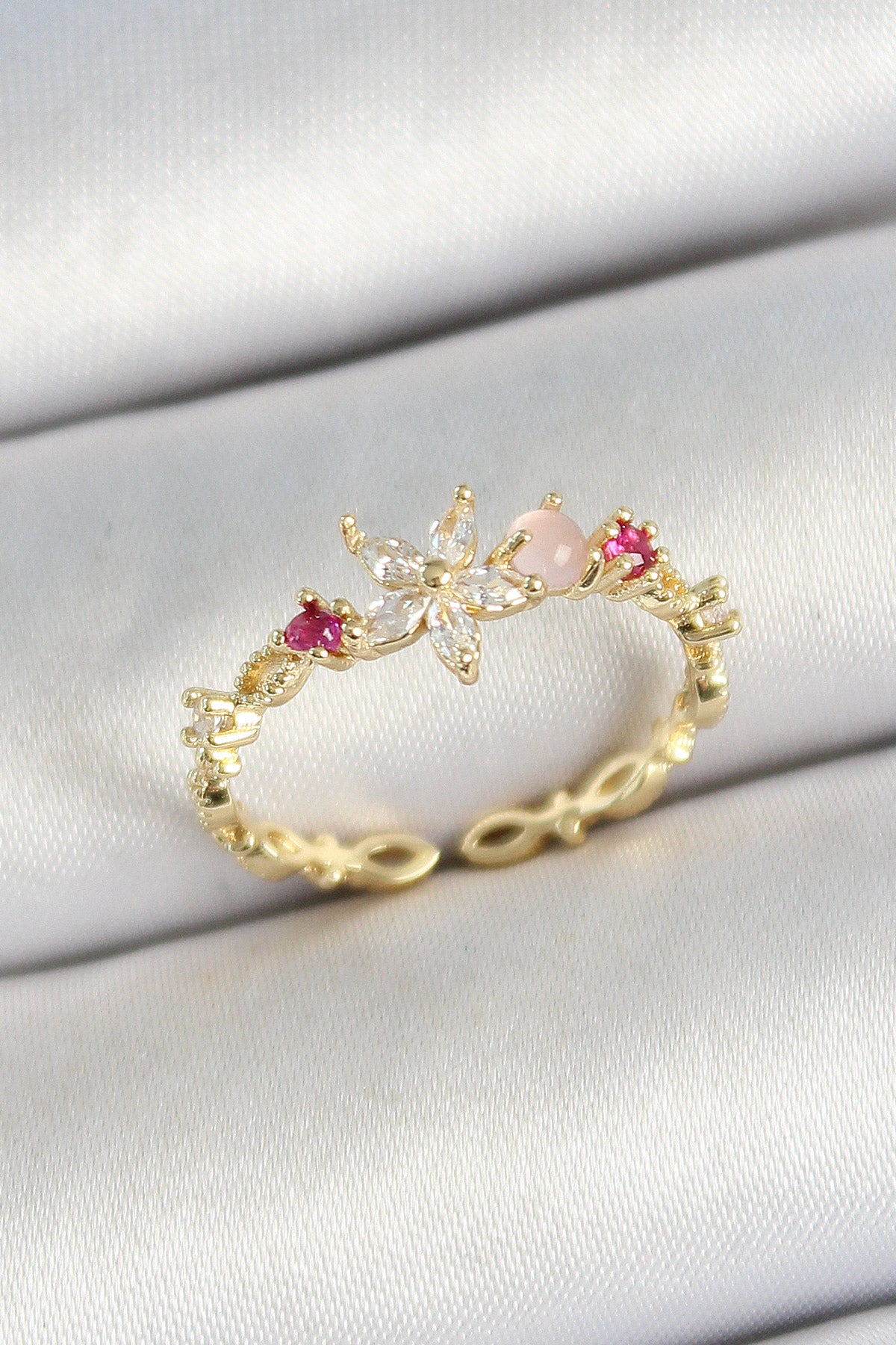 Brass Daisy Figured Zircon Stone Gold Color Adjustable Women's Ring