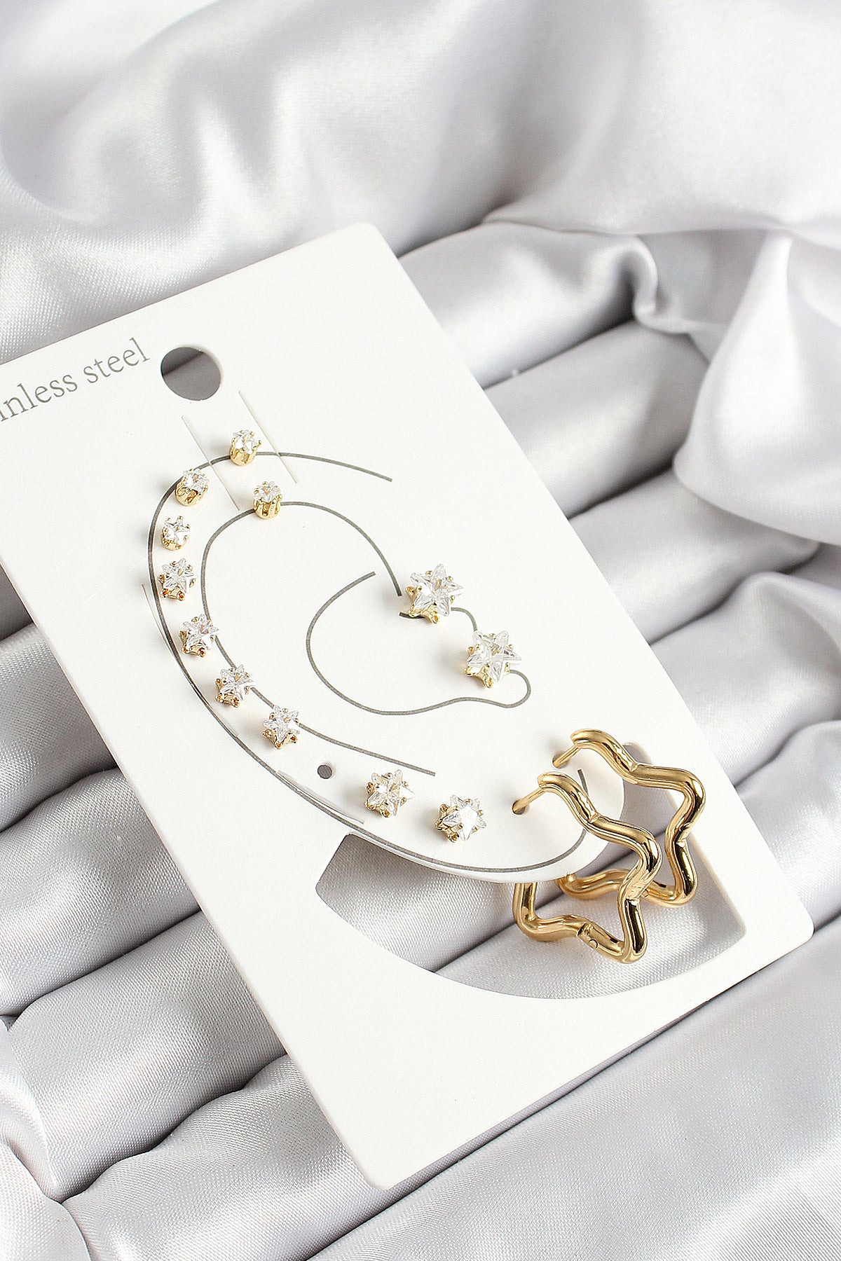 316L Çelik Yıldız Figürlü Ve Zirkon Taşlı Gold Renk 7'li Çift Kadın Küpe Set