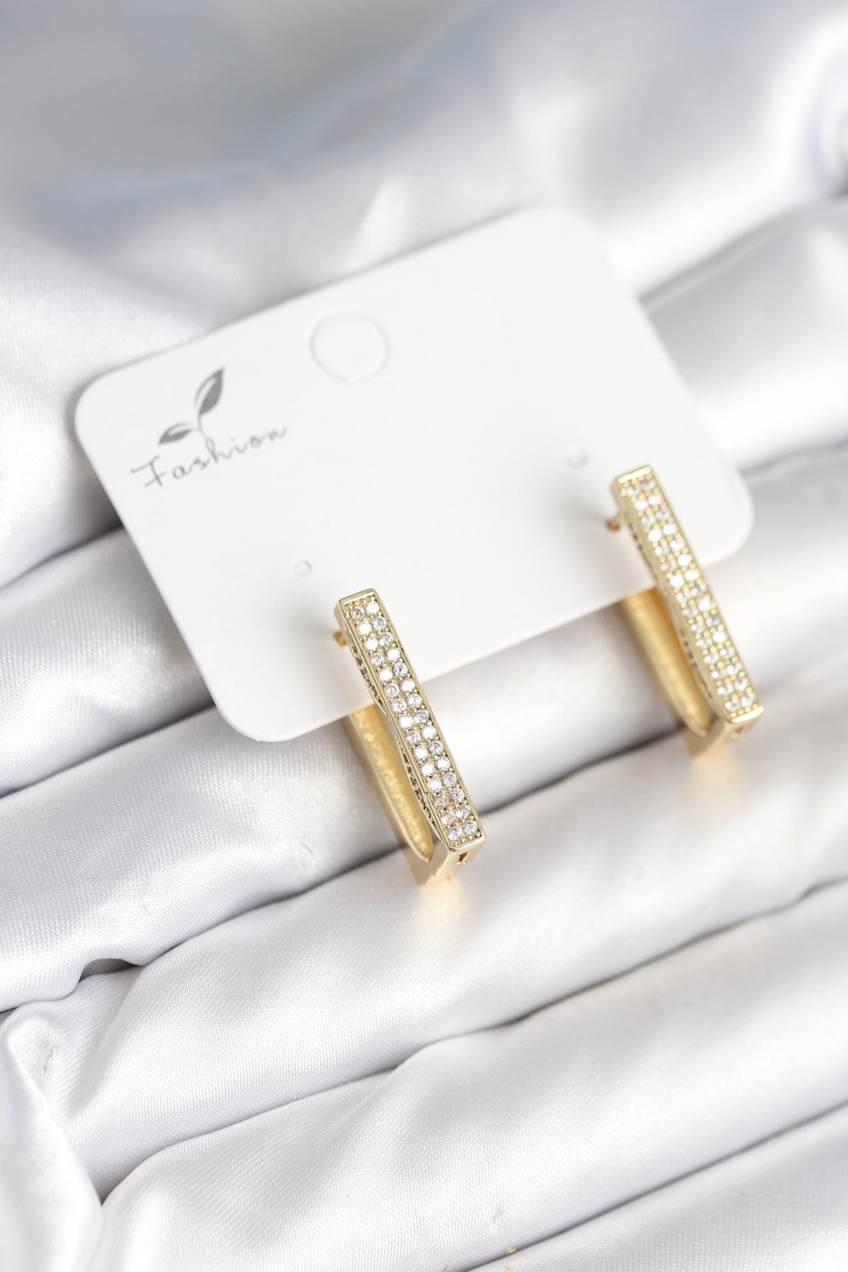 Square Women's Earrings with Zircon Detail