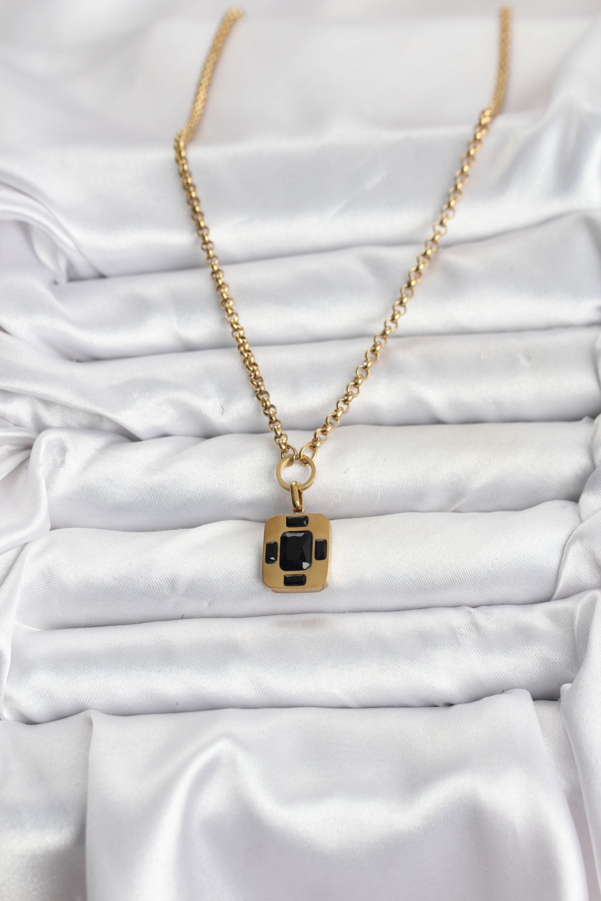 316L Çelik Zincir Gold Renk Vintage Model Kadın Kolye