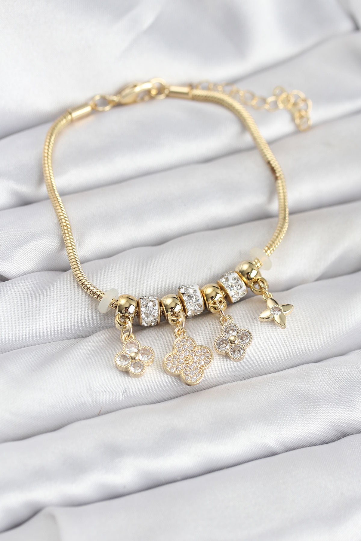 Brass Gold-Tone Clover Women's Bracelet