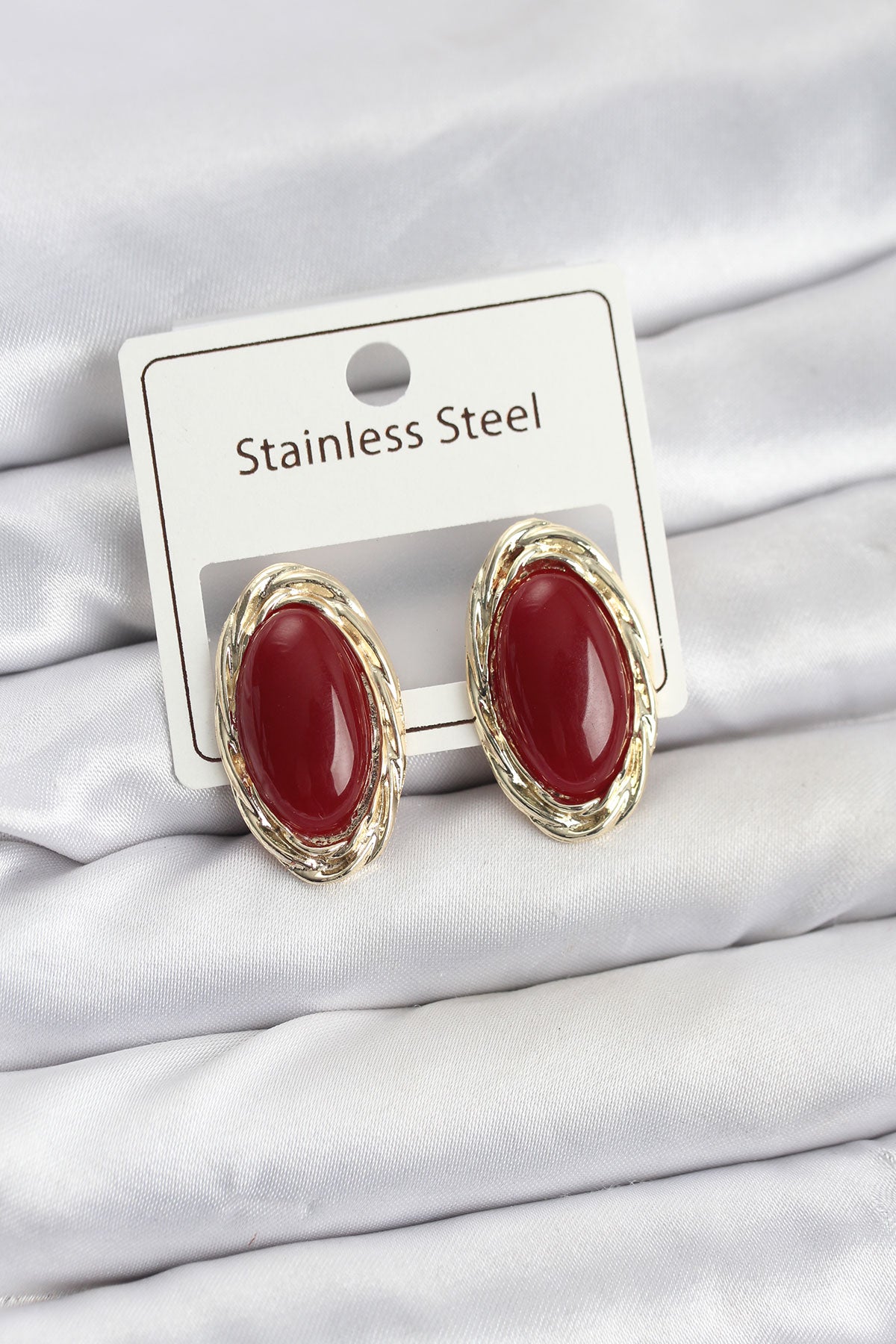 Red Almond Vintage-Inspired Women's Earrings