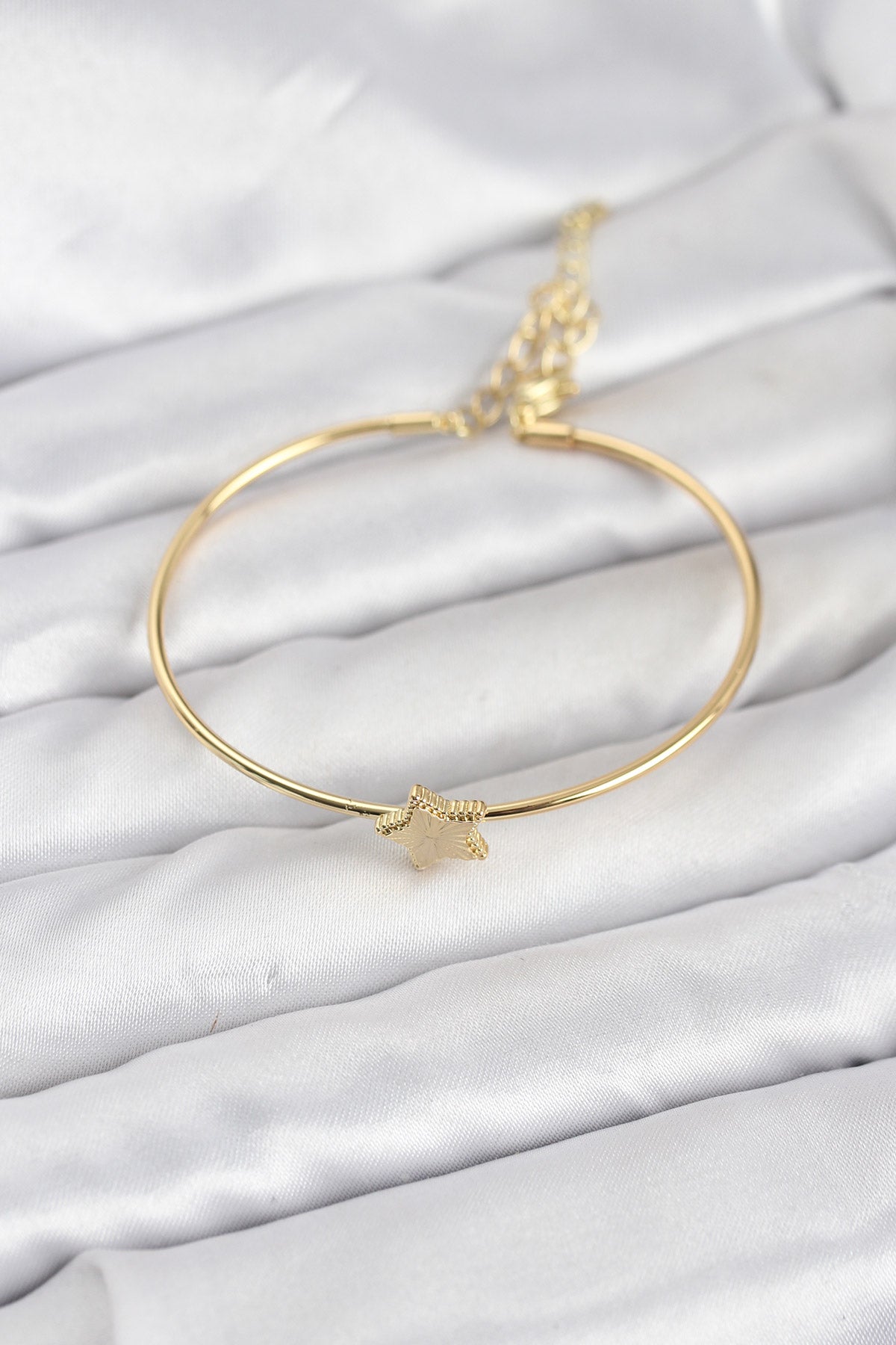 Gold-Tone Star Women's Bracelet