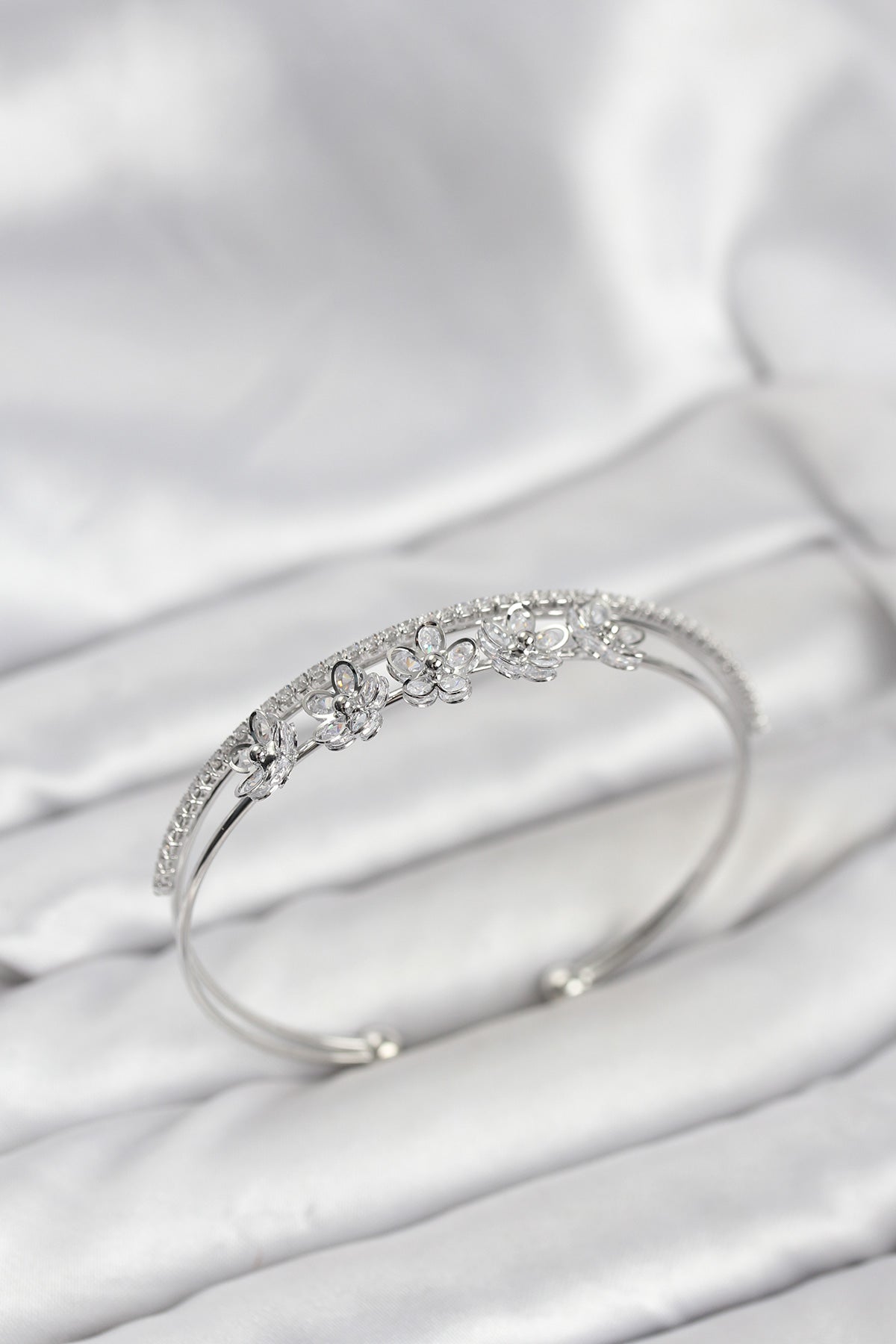 Brass Silver-Tone Flower Women's Bracelet