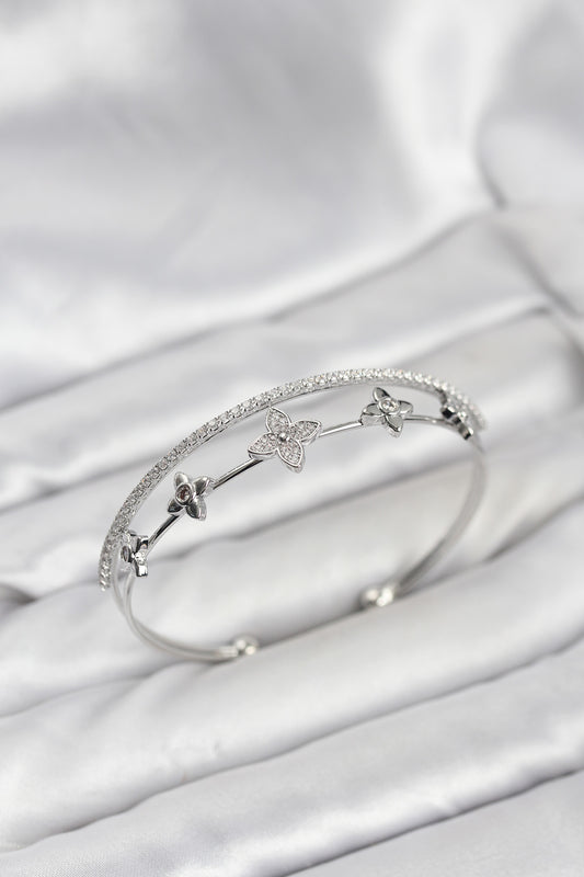 Brass Silver-Tone Flower Women's Bracelet