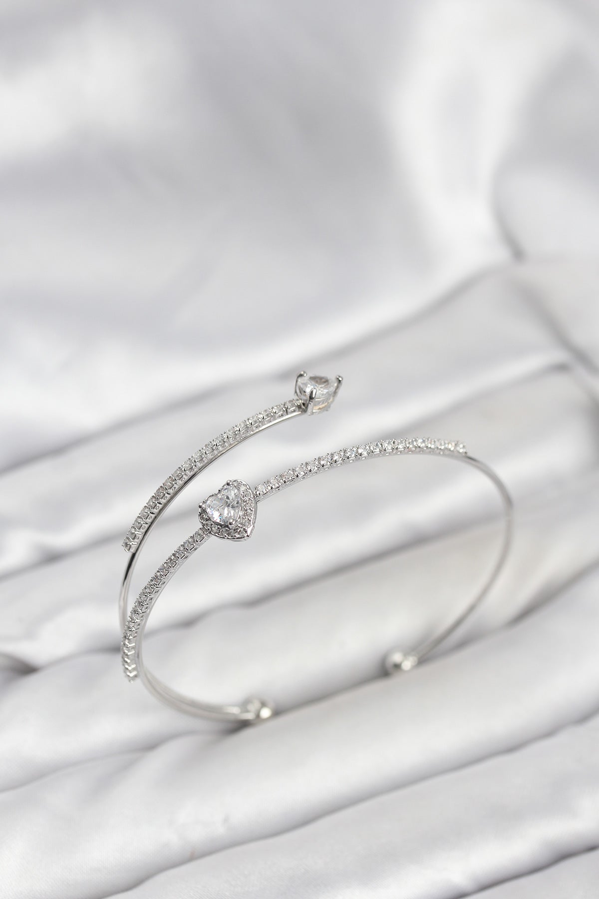 Brass Silver-Tone Heart Women's Bracelet