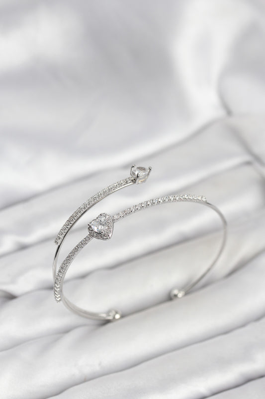 Brass Silver-Tone Heart Women's Bracelet