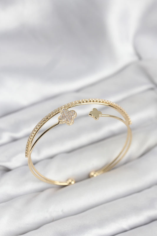 Brass Gold-Tone Clover Women's Bracelet
