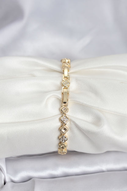 Brass Gold-Tone Clover Women's Bracelet with Zircon Detail