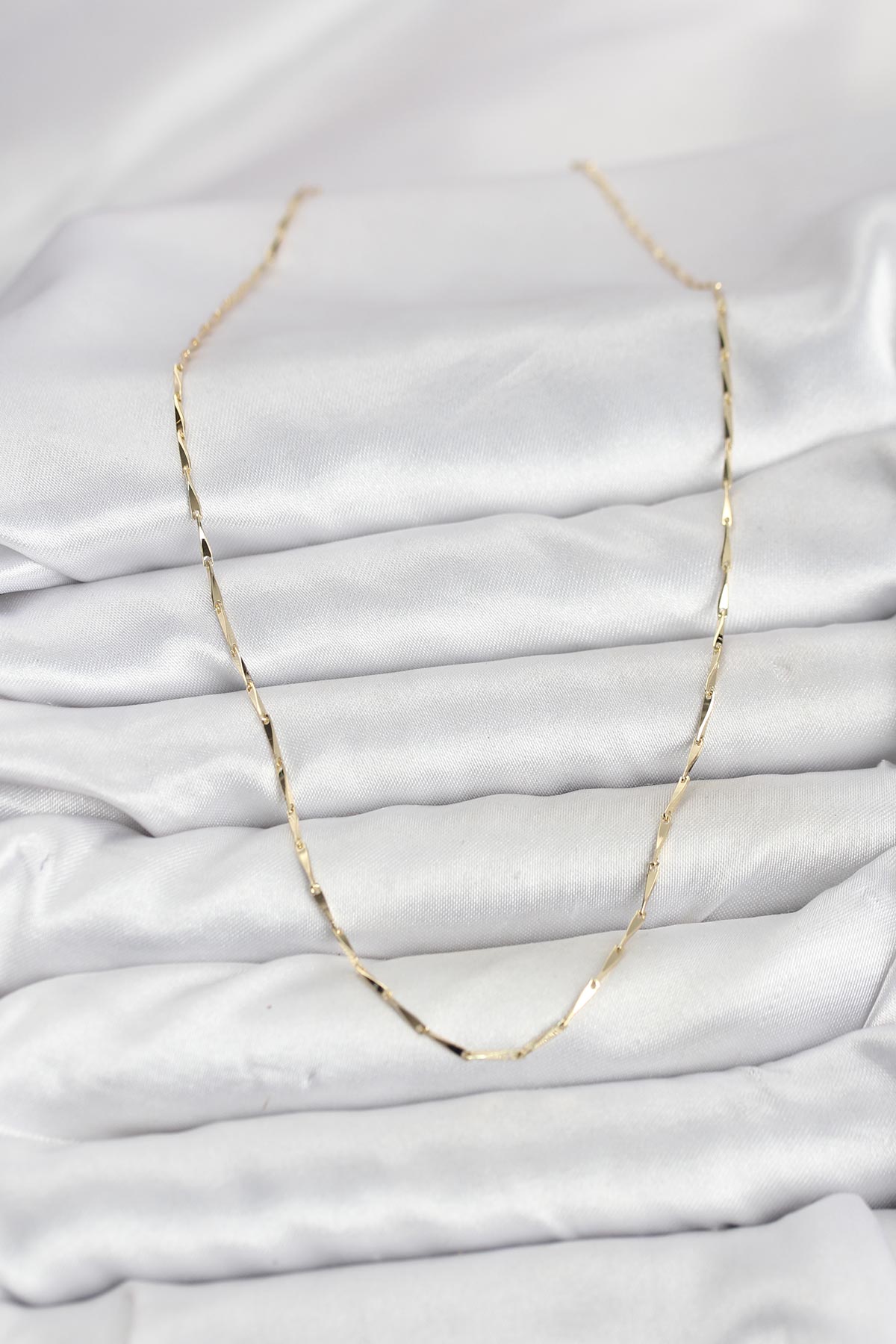 CM 14K Gold Renk İnce Kesim Çubuk Model Zincir Kadın Kolye