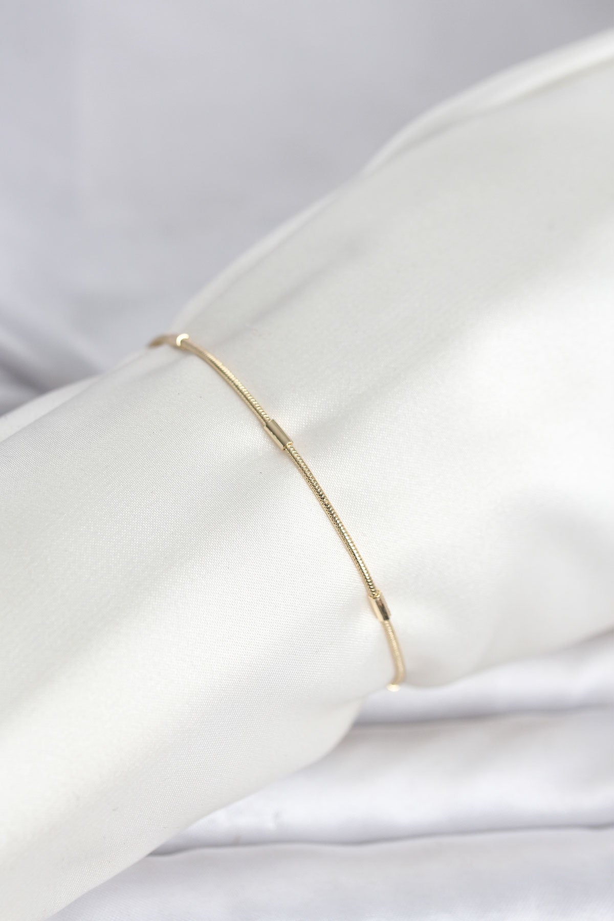 Gold-Tone Snake Chain Snake Women's Bracelet