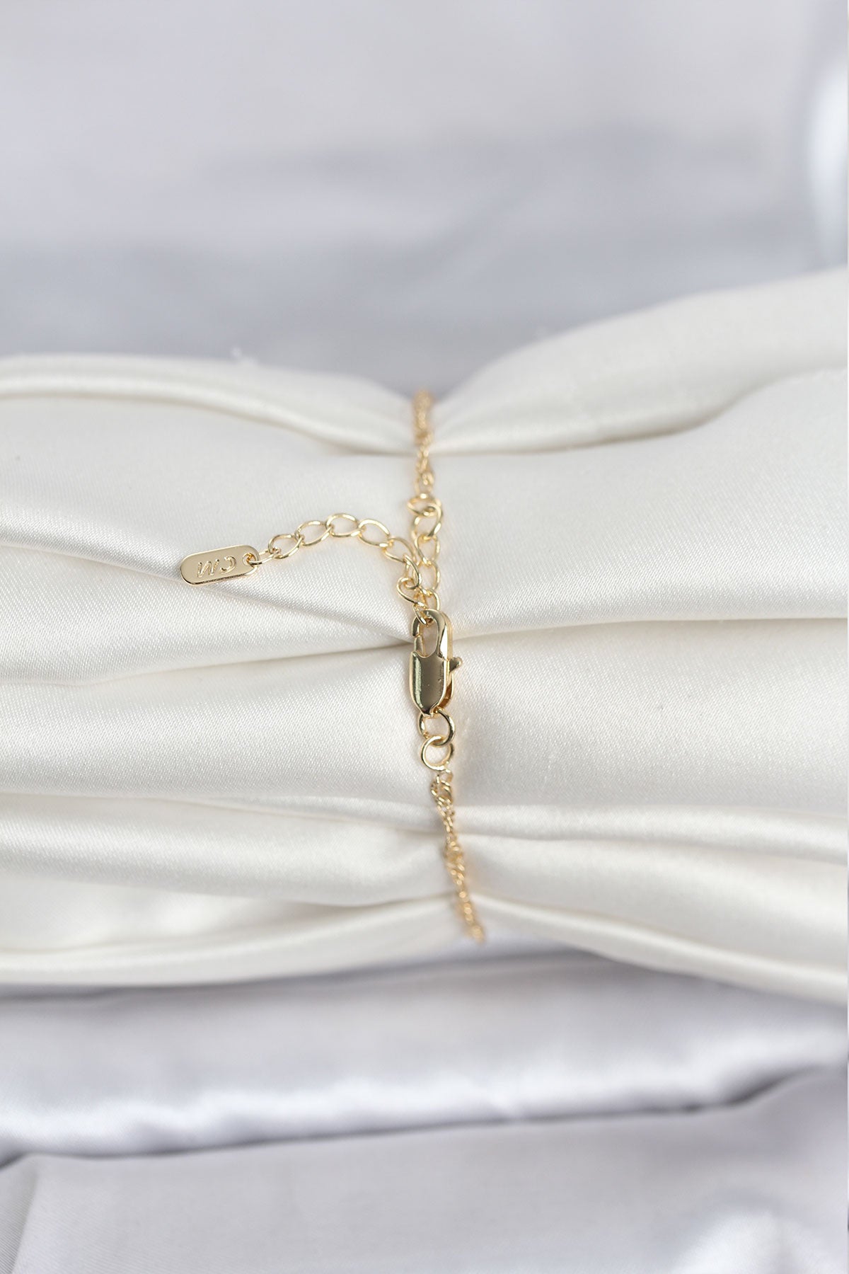 Gold-Tone Hammered Twisted Chain Twisted Chain Women's Bracelet