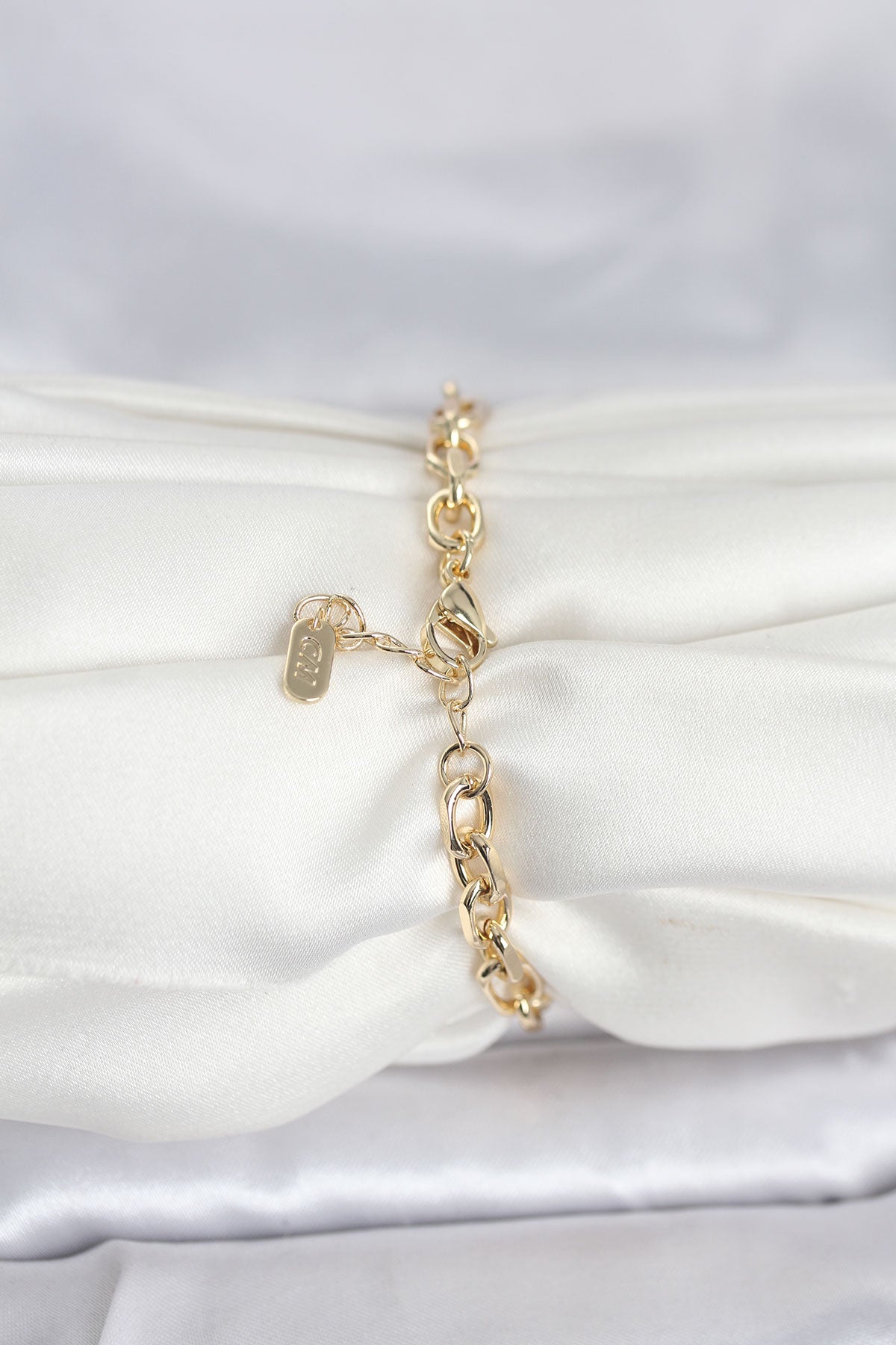Gold-Tone Chunky Chain Women's Bracelet
